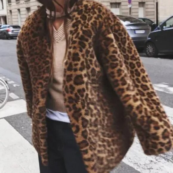 🐆 ZARA Faux Fur Animal Print Coat – Size S – NWT 🔥 - Picture 2 of 4